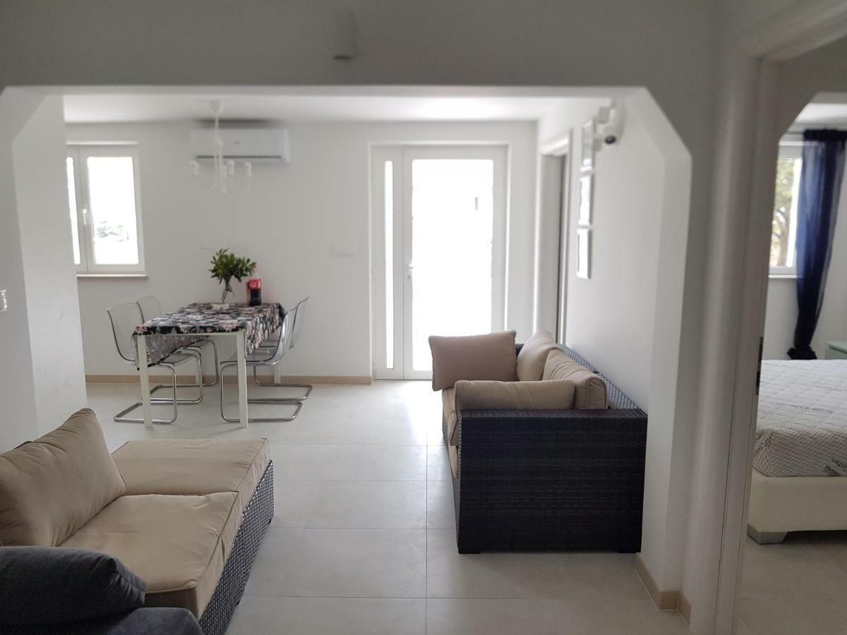 Apartamento Fig Tree Povlja  Exterior foto